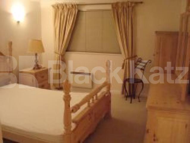 			New Instruciton, 2 Bedroom, 1 bath, 1 reception Flat			 Jamestown Road, CAMDEN NW1